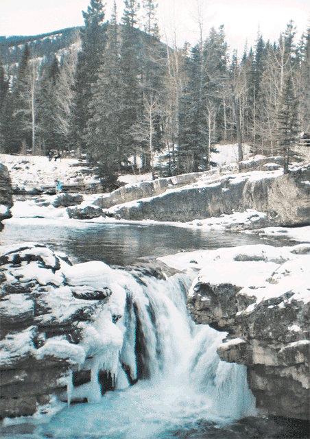 Elbow Falls, Alberta in January (3D wobble gif).